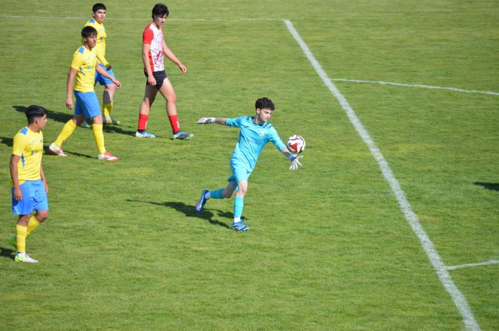 Hugo Pérez sube al Primer&nbsp;Equipo