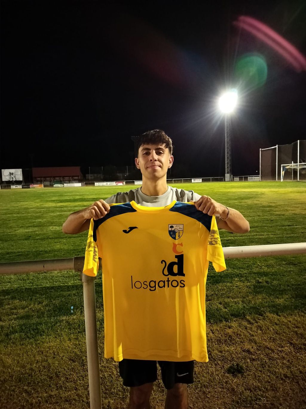 El C.D. Íscar anuncia el regreso de Carlos Juárez, excanterano tras su etapa en Estados&nbsp;Unidos